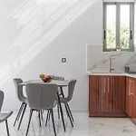 Nikisapartments קלמאטה