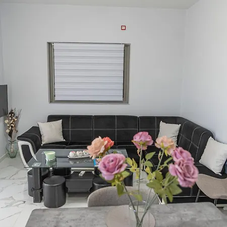 Nikisapartments