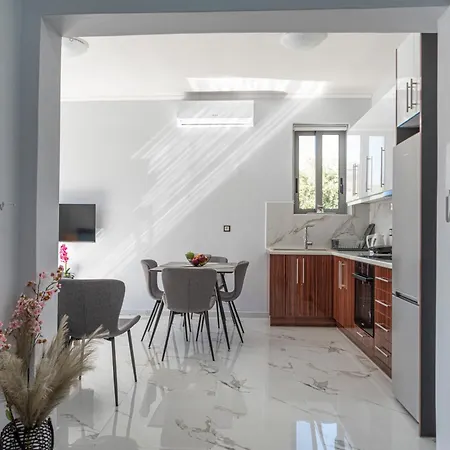 Nikisapartments