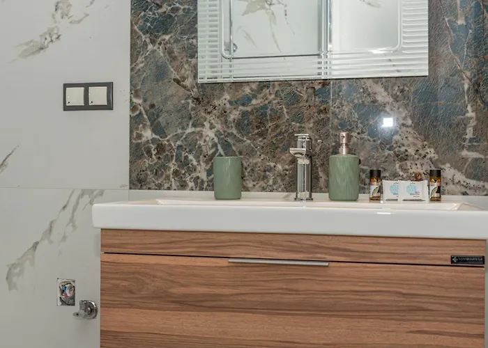 Nikisapartments Апартаменты Каламата